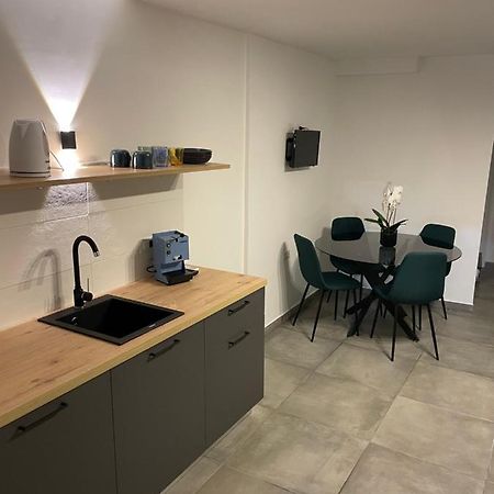 La Casa Di Sole Apartment Napoli Bagian luar foto