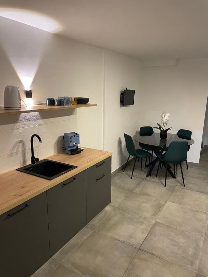 La Casa Di Sole Apartment Napoli Bagian luar foto