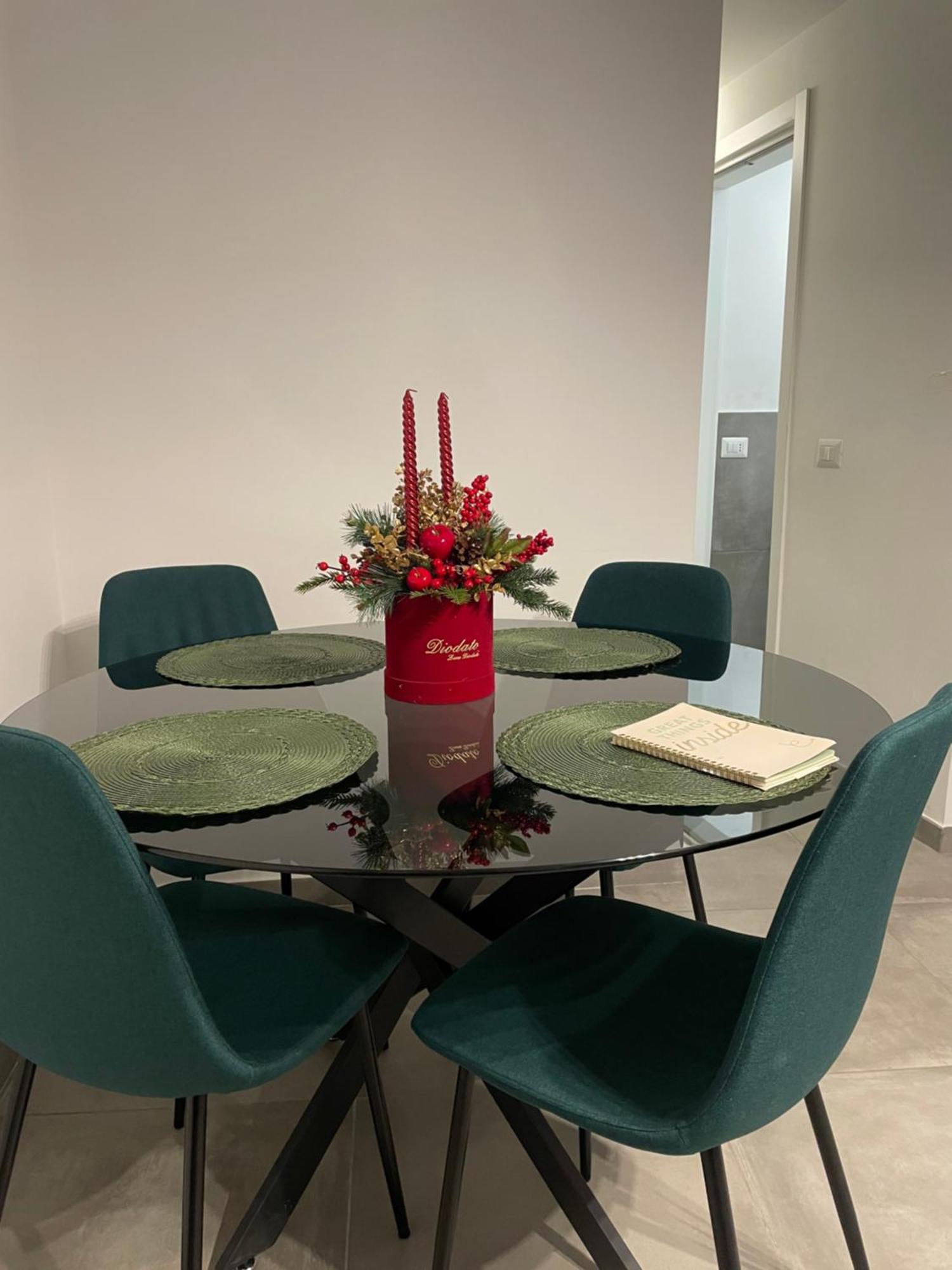 La Casa Di Sole Apartment Napoli Bagian luar foto